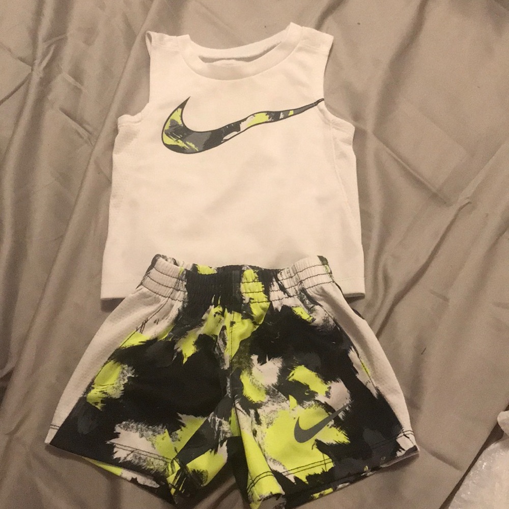 12 months nike 2 piece set
